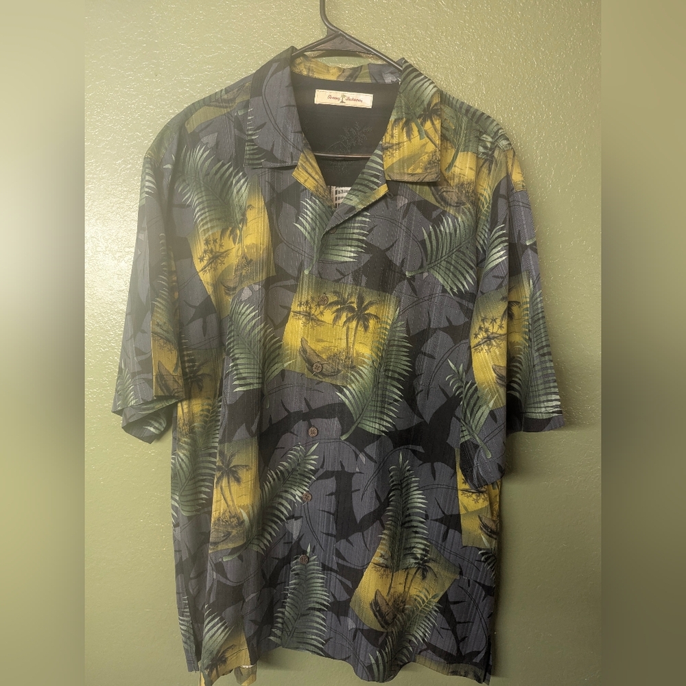 Tommy Bahama 100% Silk Tropical Print Shirt - Green and Yellow
